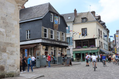 25-05-24_Honfleur-077